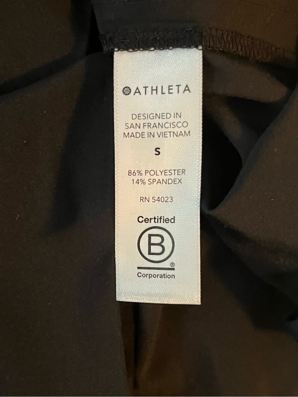 Athleta Black Hayes Maxi Dress Pleated Active Travel Wear in EUC - Picture 3 of 9